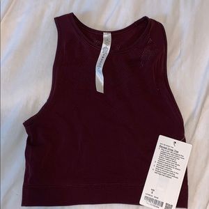 Lululemon reveal crop top